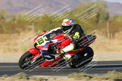 media/Dec-07-2024-CVMA (Sat) [[21c5f1ef85]]/Race 11-Amateur Supersport Open/